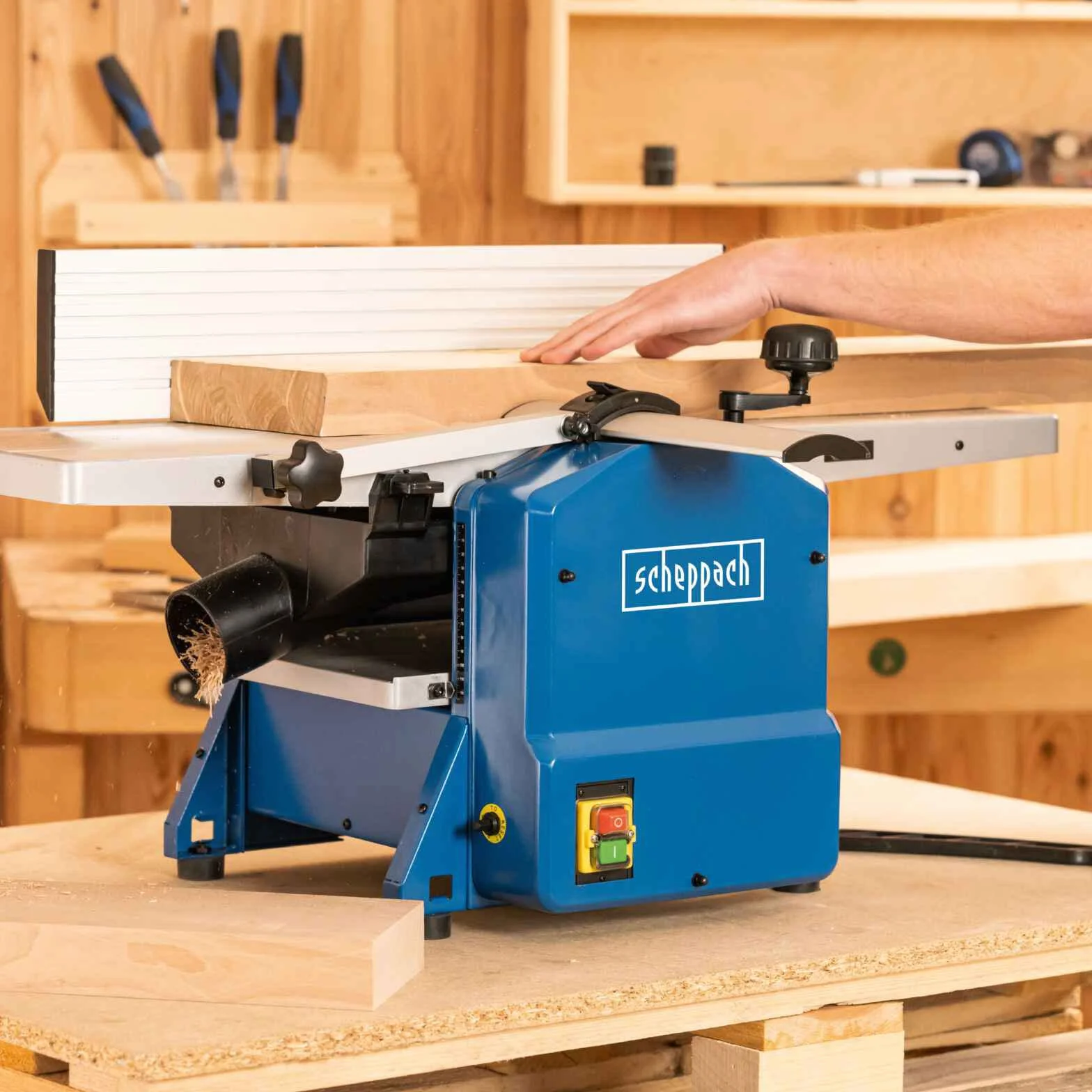 Scheppach Strugarka HMS1070 1500W 2 noże HS 9000 obr/min 120-254 mm