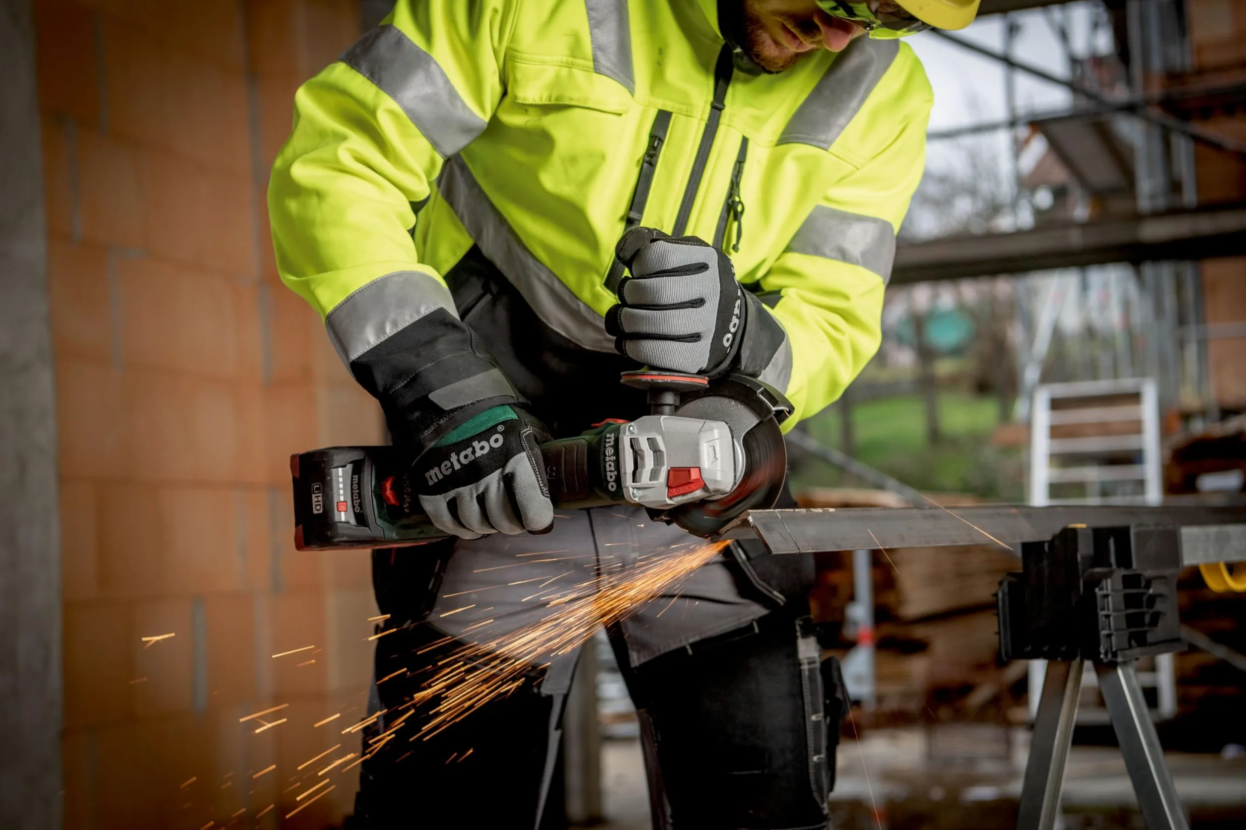 Metabo Akumulatorowa szlifierka kątowa WVB 18 LT BL 11-125 Quick 18V 125mm bezszczotkowa