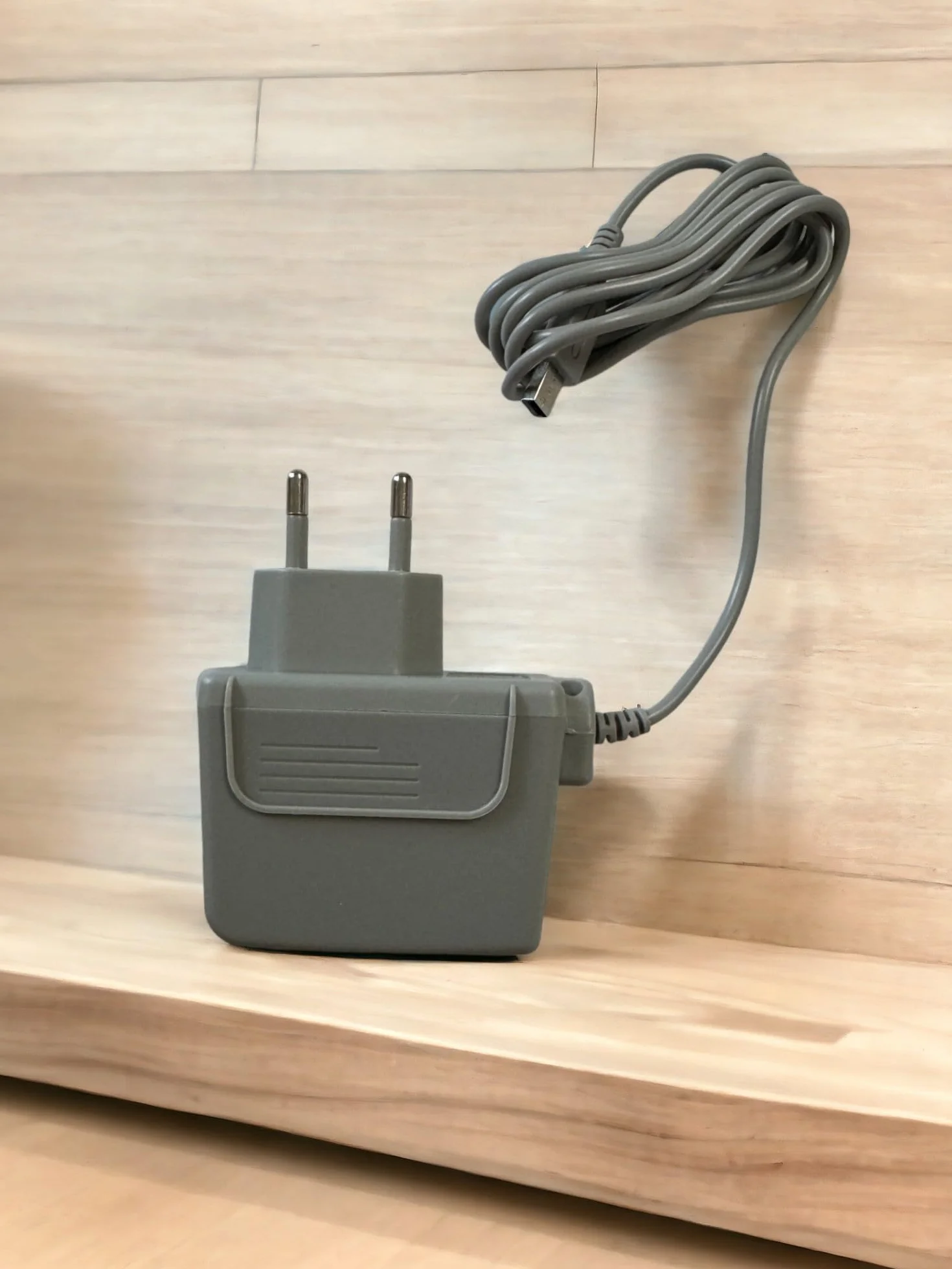 Zasilacz ładowarka kompatybilna z konsolą Nintendo 3ds - DSI - 3DS XL - 2DS Zasilacz Charger sieciowy Power Adapter