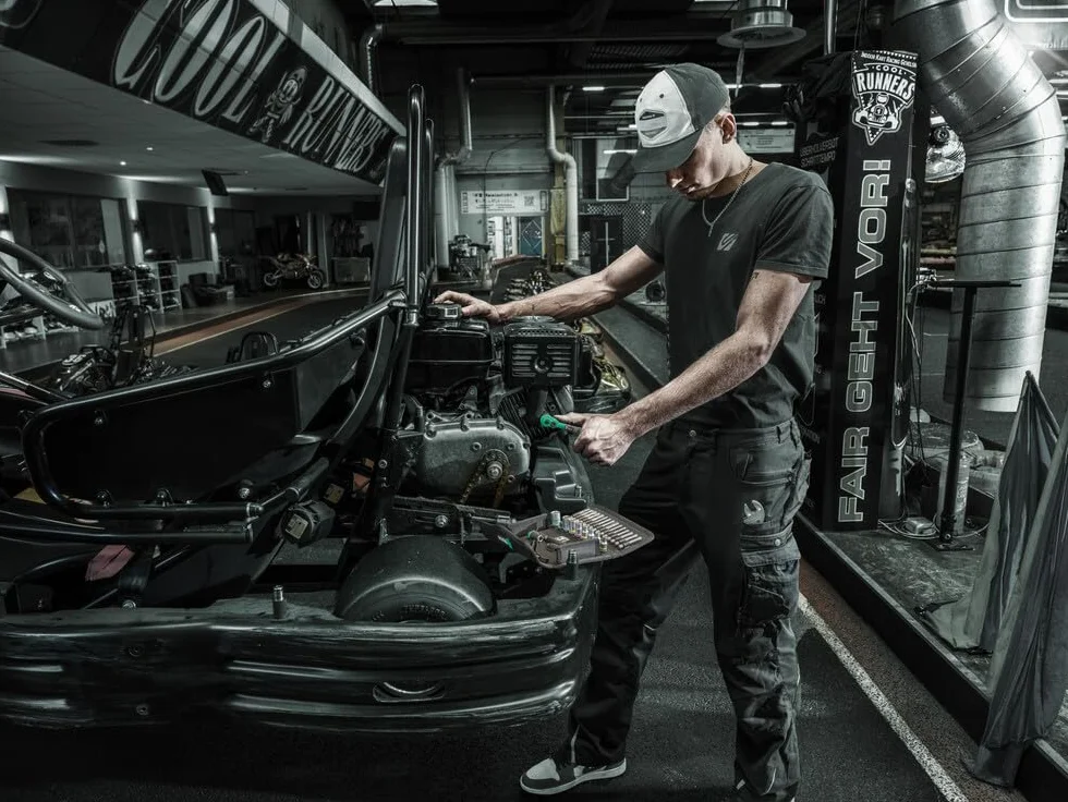 Zestaw z grzechotką 1/4" Zyklop Comfort 8100 SA 14, z przełącznikiem zmiany kierunku pracy, metryczny, 28 części