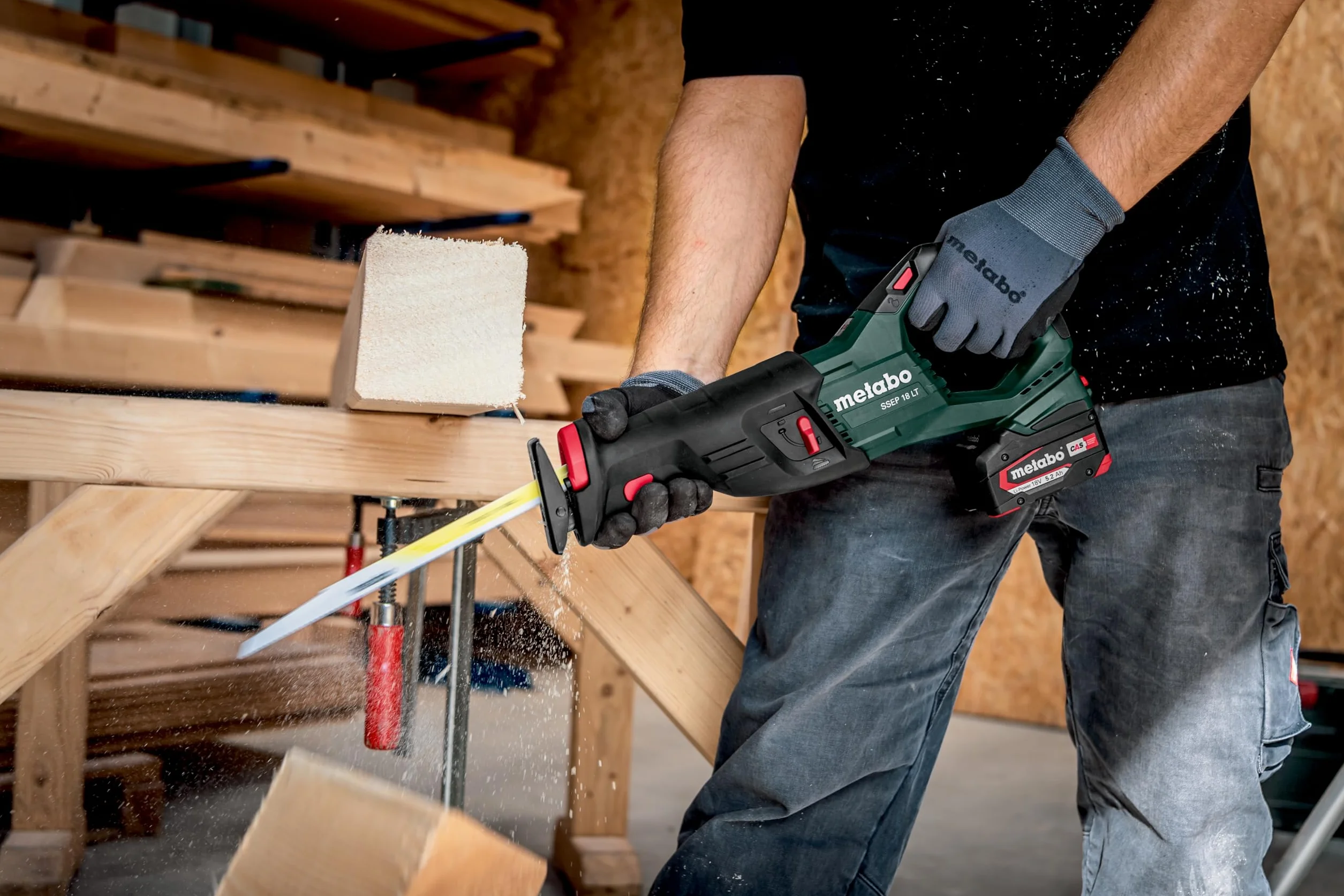 Metabo Akumulatorowa piła szablasta SSEP 18 LT 18 V, z uchwytem Softgrip, prędkość skokowa 0-3000 obr./min, beznarzędziowa wymiana brzeszczotu, piła 601616850