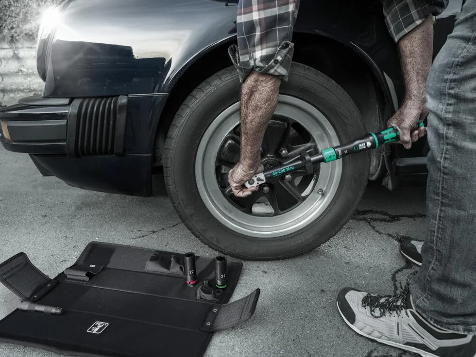 Zestaw narzędzi do wymiany kół samochodowych Click-Torque Lock C 3 Set 1, 6 części