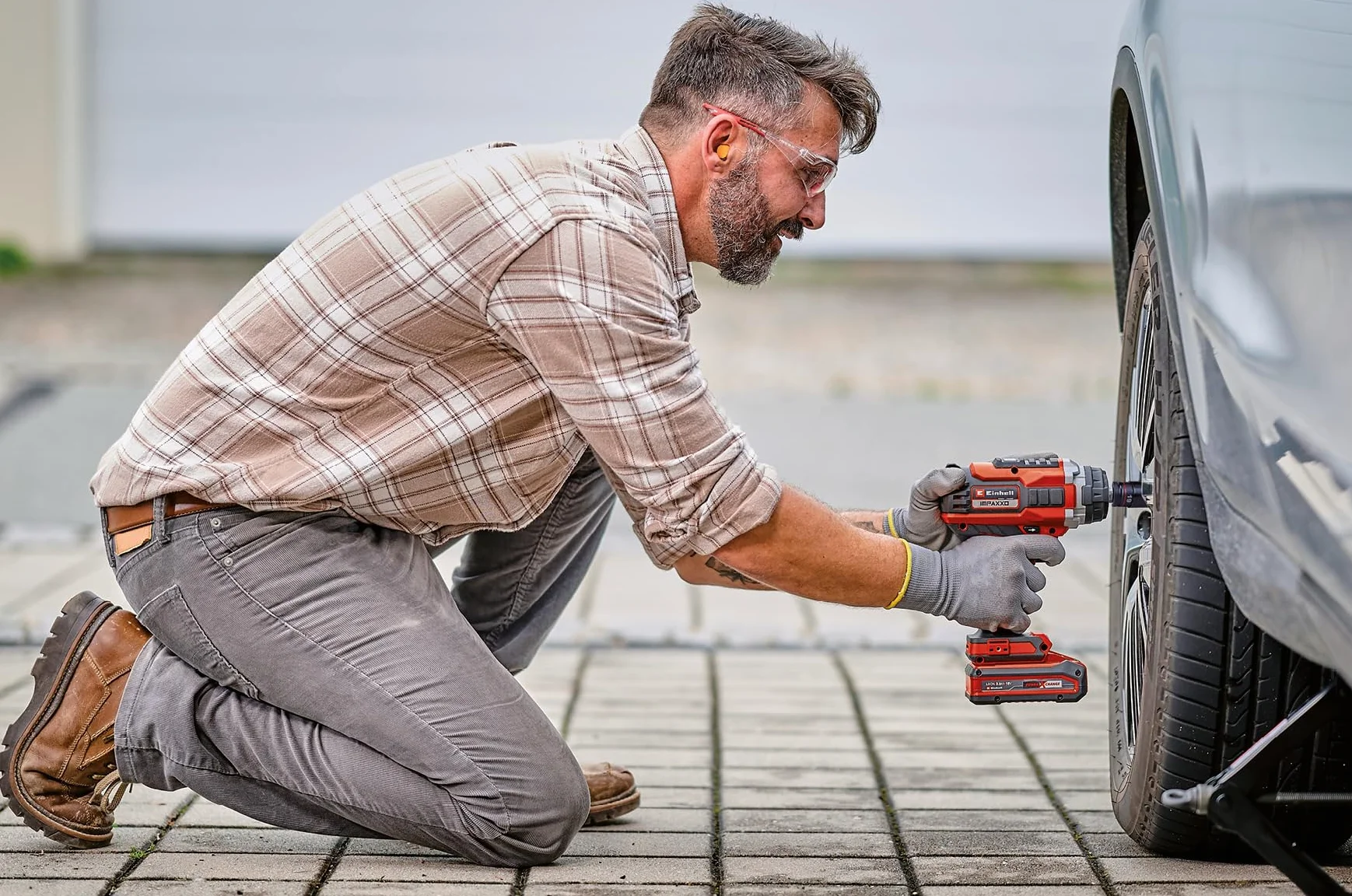 Einhell Professional Akumulatorowy klucz udarowy IMPAXXO 18/400 Power X-Change (Li-Ion, 18 V, 400 Nm, 3-bieg. przekładnia, silnik bezszczotkowy, bez akumulatora i ładowarki)