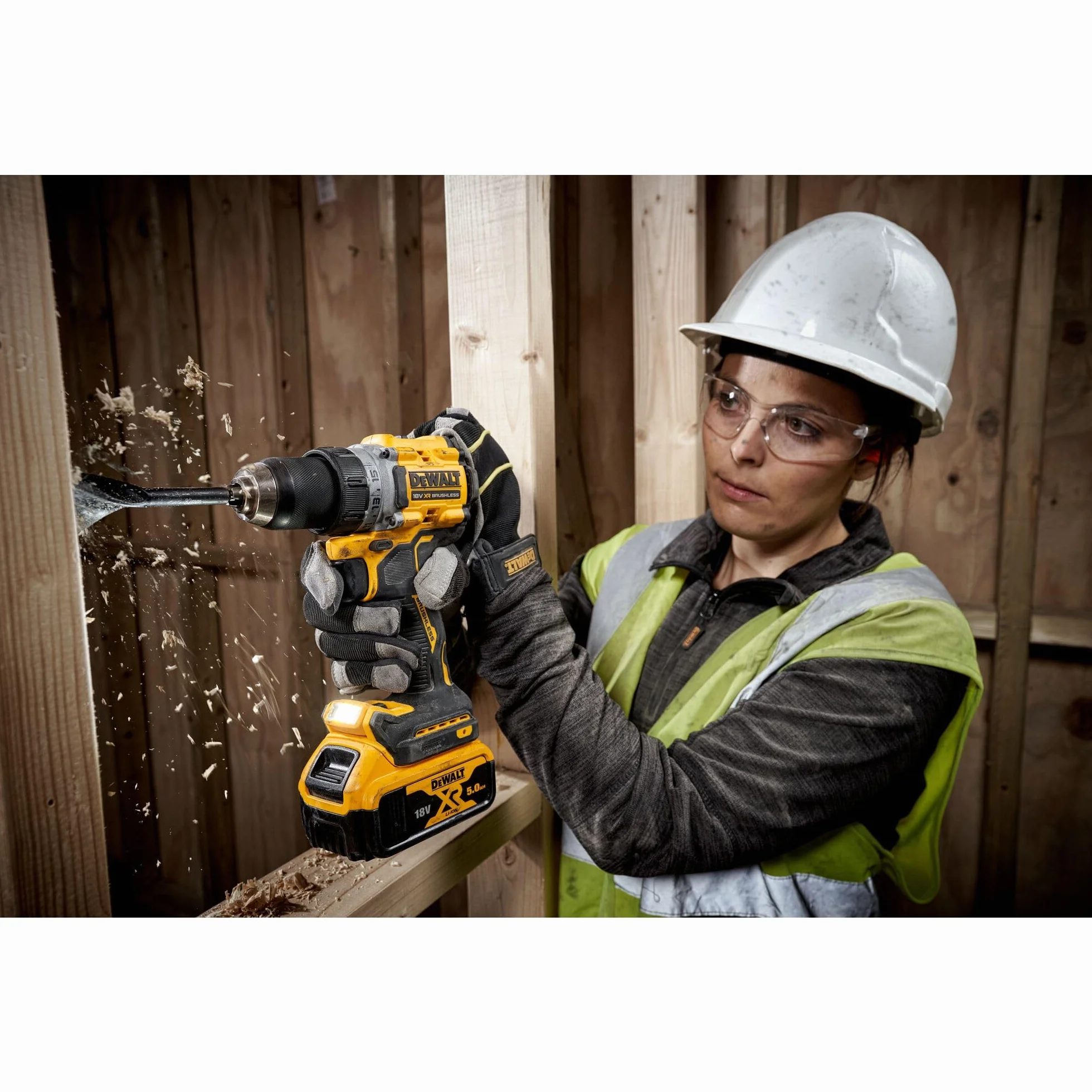 DEWALT DCD800P2T-QW wiertarko-wkrętarka akumulatorowa 18 V, 2 prędkości, silnik bezszczotkowy, uchwyt wiertarski 13 mm, oświetlenie LED, w zestawie 2 x akumulator 5,0 Ah, ładowarka i pudełko TSTAK