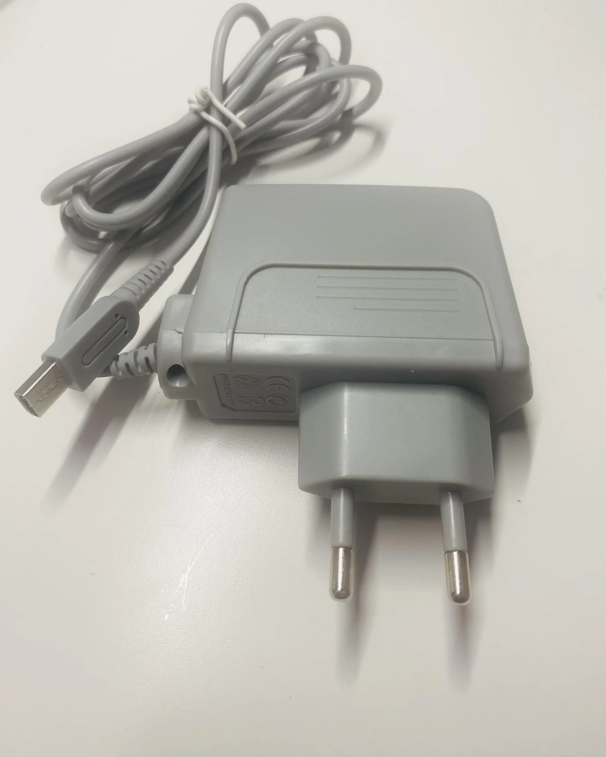 Zasilacz ładowarka kompatybilna z konsolą Nintendo 3ds - DSI - 3DS XL - 2DS Zasilacz Charger sieciowy Power Adapter