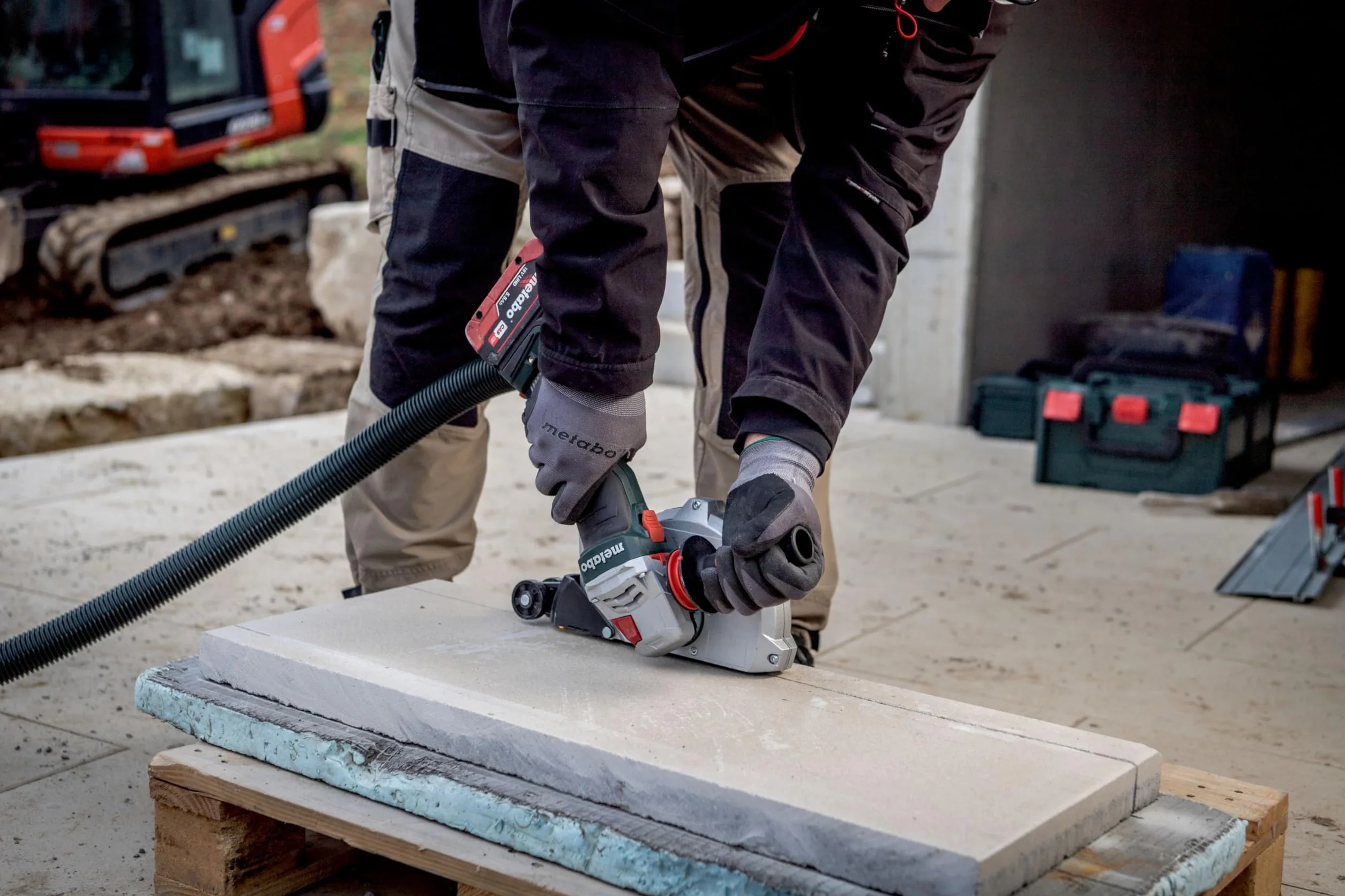 Metabo Akumulatorowa szlifierka kątowa WVB 18 LT BL 11-125 Quick 18V 125mm bezszczotkowa