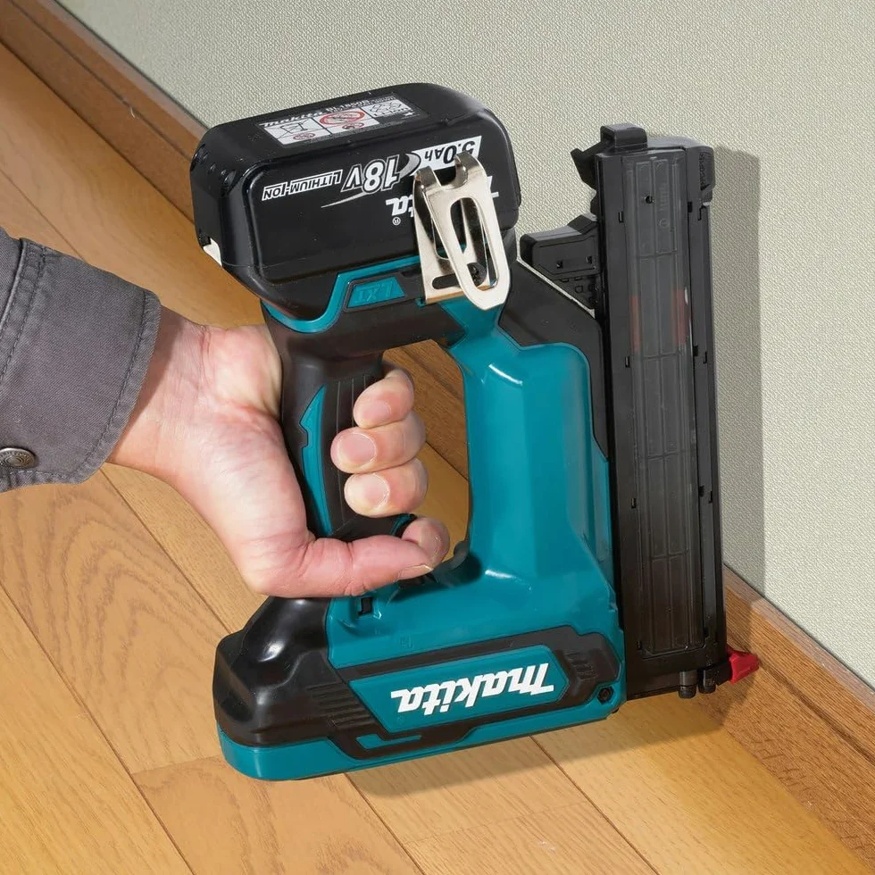 Makita Dfn350Z Gwoździarka, Czarny/Niebieski, 28,2 x 8,8 x 25,2 cm