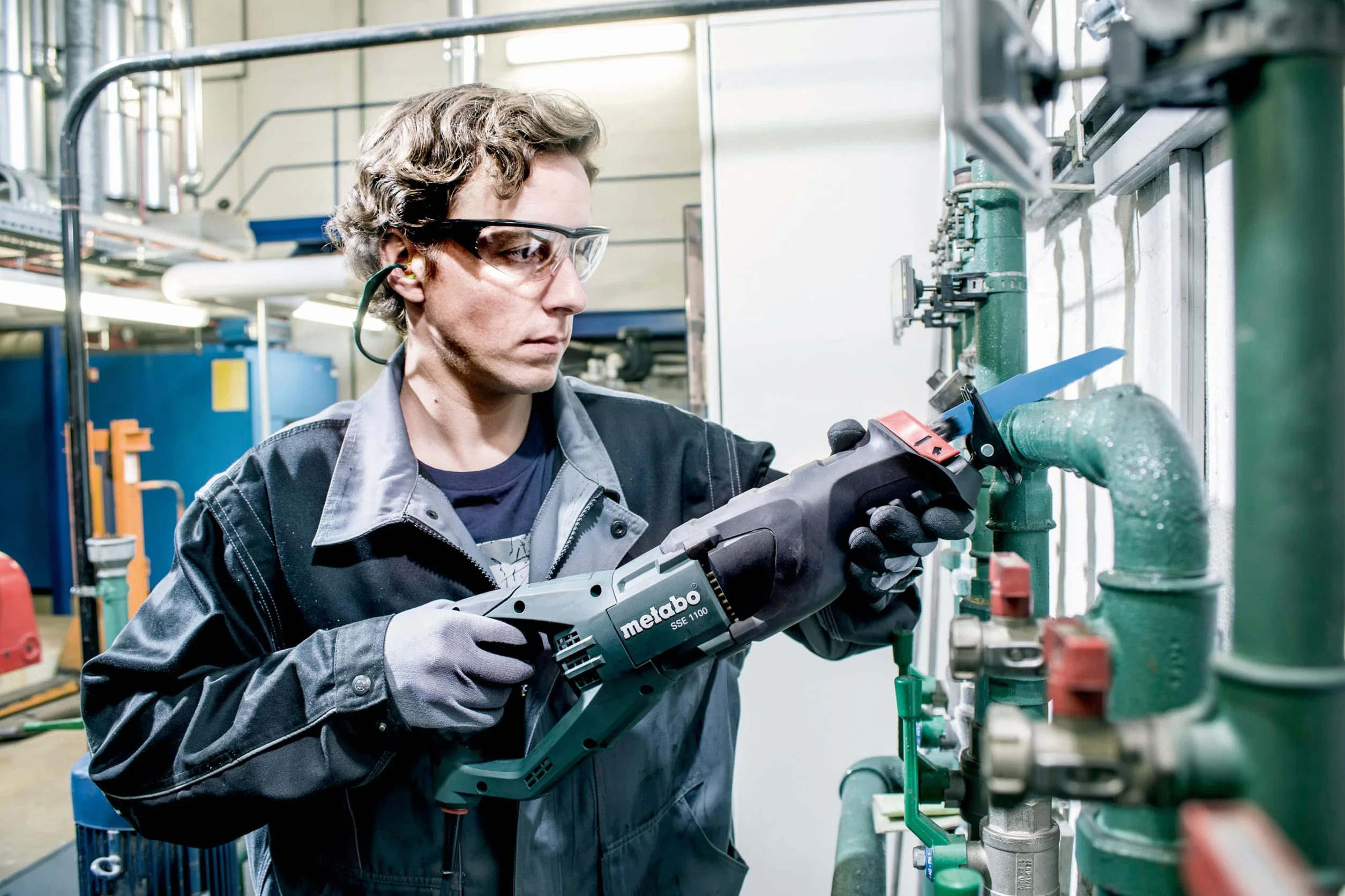 Metabo piła szablasta SSE 1100 – 606177500 – Piła szablasta do precyzyjnej i wygodnej pracy w każdej pozycji – Długość kabla 4 m