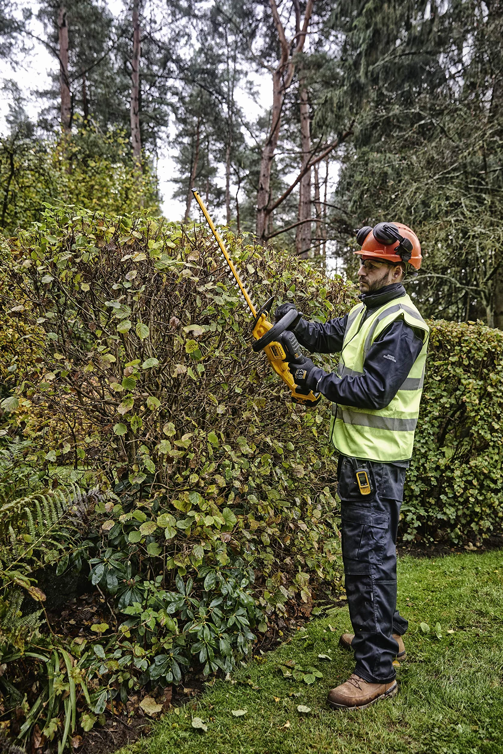 DeWalt DCMHT563P1-QW Taille-haies XR 18V 5Ah Li-Ion 55cm 25mm 1 bateria akumulatorowe