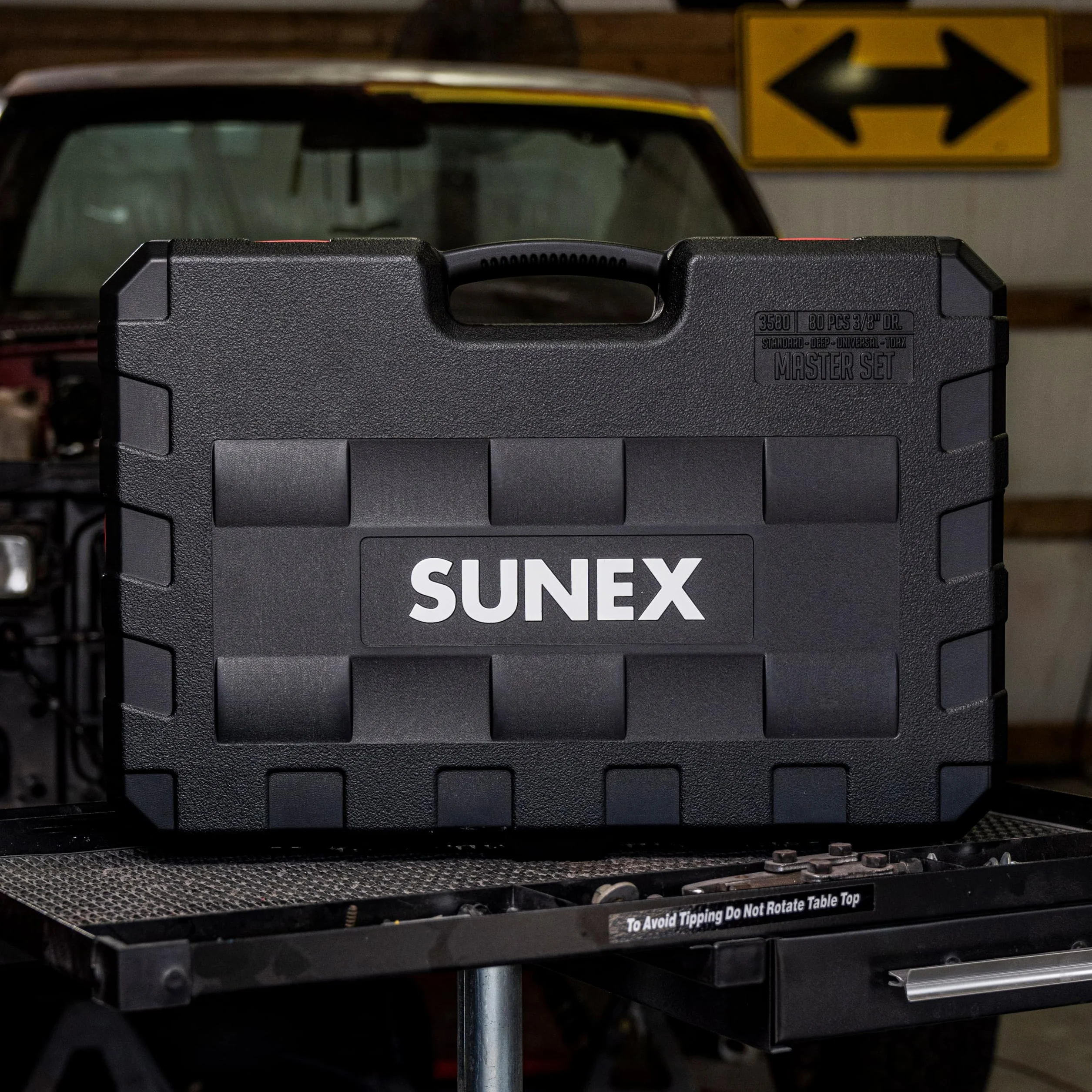 Sunex - Zestaw 80 nasadek udarowych 9 mm, SAE/metrycznych, 8-19 mm, stal Cr-Mo, kąt promieniowy, wytrzymała obudowa