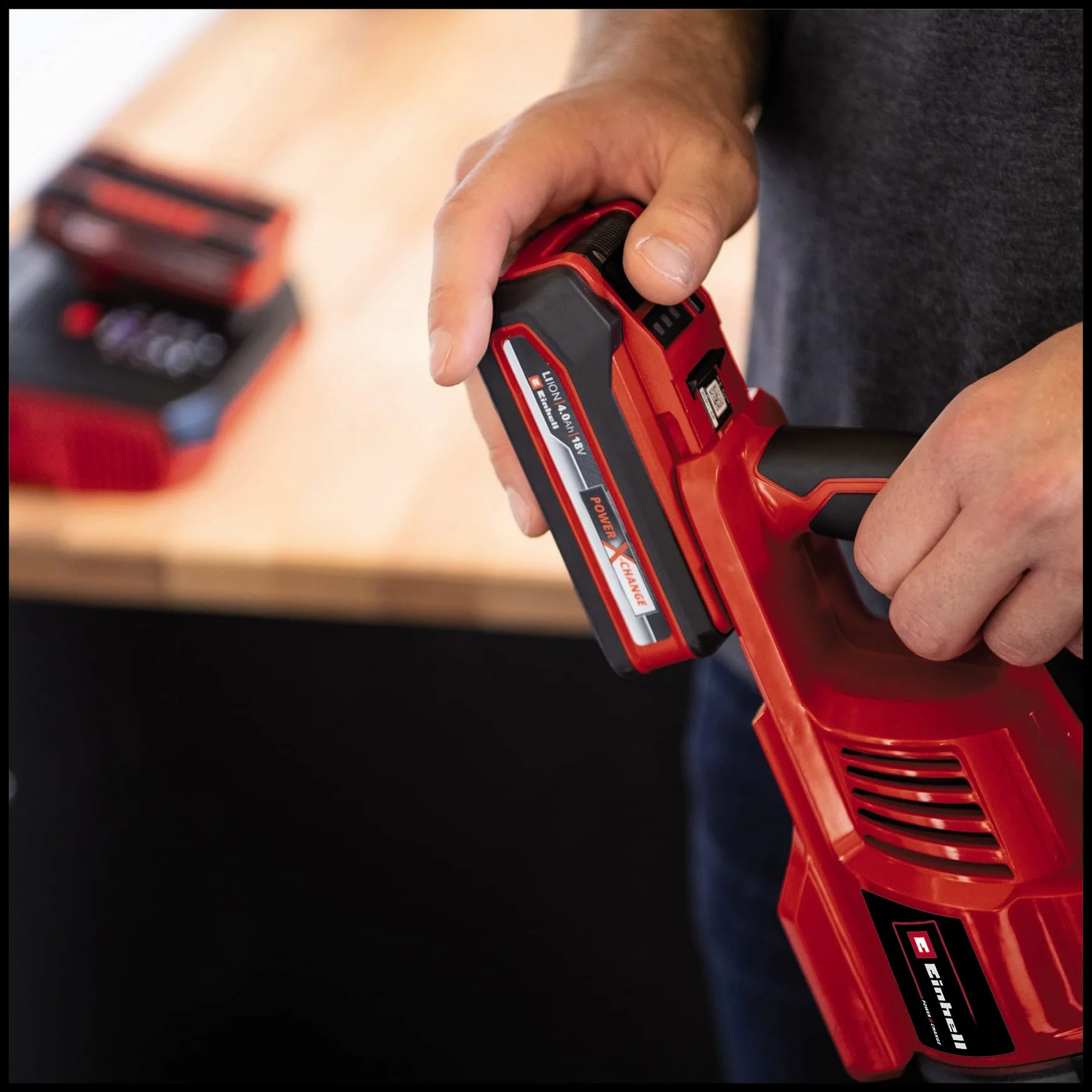 Einhell TE-SV 18 Li-Solo Power X-Change Odkurzacz akumulatorowy 18V Li-Ion 0,6 L