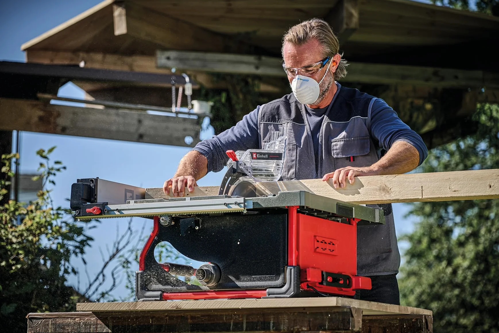 Einhell Profesjonalna stołowa pilarka tarczowa ze stołem przesuwnym TP-CC 10 T (2000 W, brzeszczot Ø 254 mm, elastyczny montaż prowadnicy równoległej, ogranicznik kątowy)