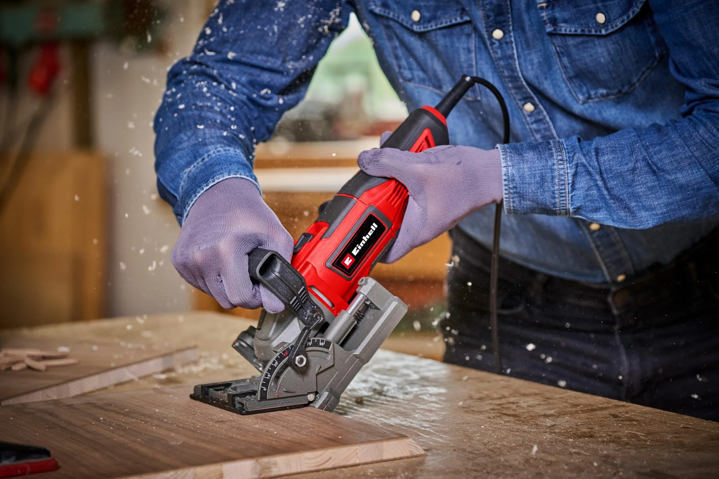 Einhell Frezarka do kołków płaskich TE-BJ 900 (900 W, głębokość frezowania 20 mm, bezstopniowa regulacja kąta/wysokości, 6-stopniowa regulacja głębokości, worek na kurz, w zestawie ostrze frezujące