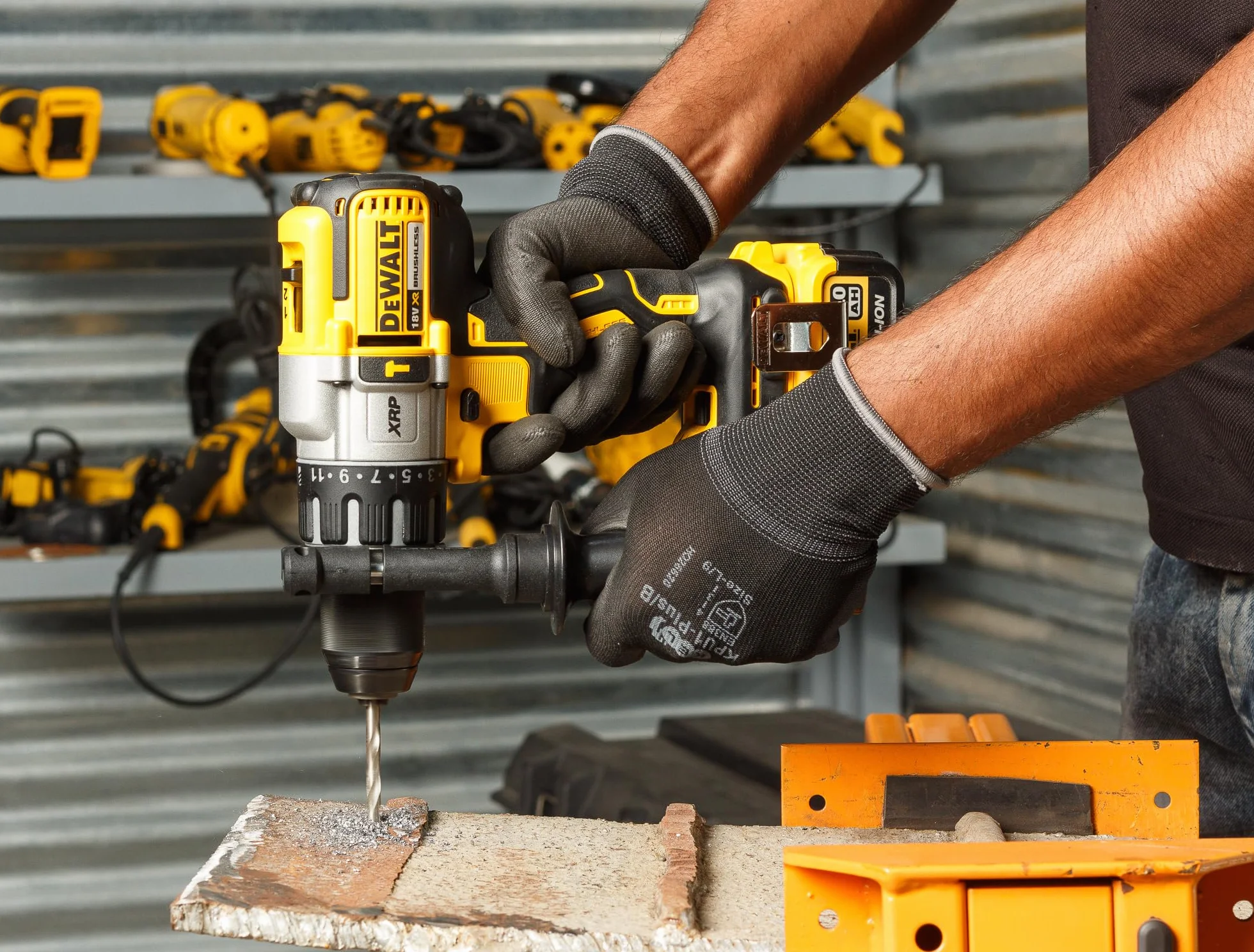 Dewalt Brushless Wkrętarka, Czarny/Żółty, ‎44 x 12 x 35 cm; 3,6 kg