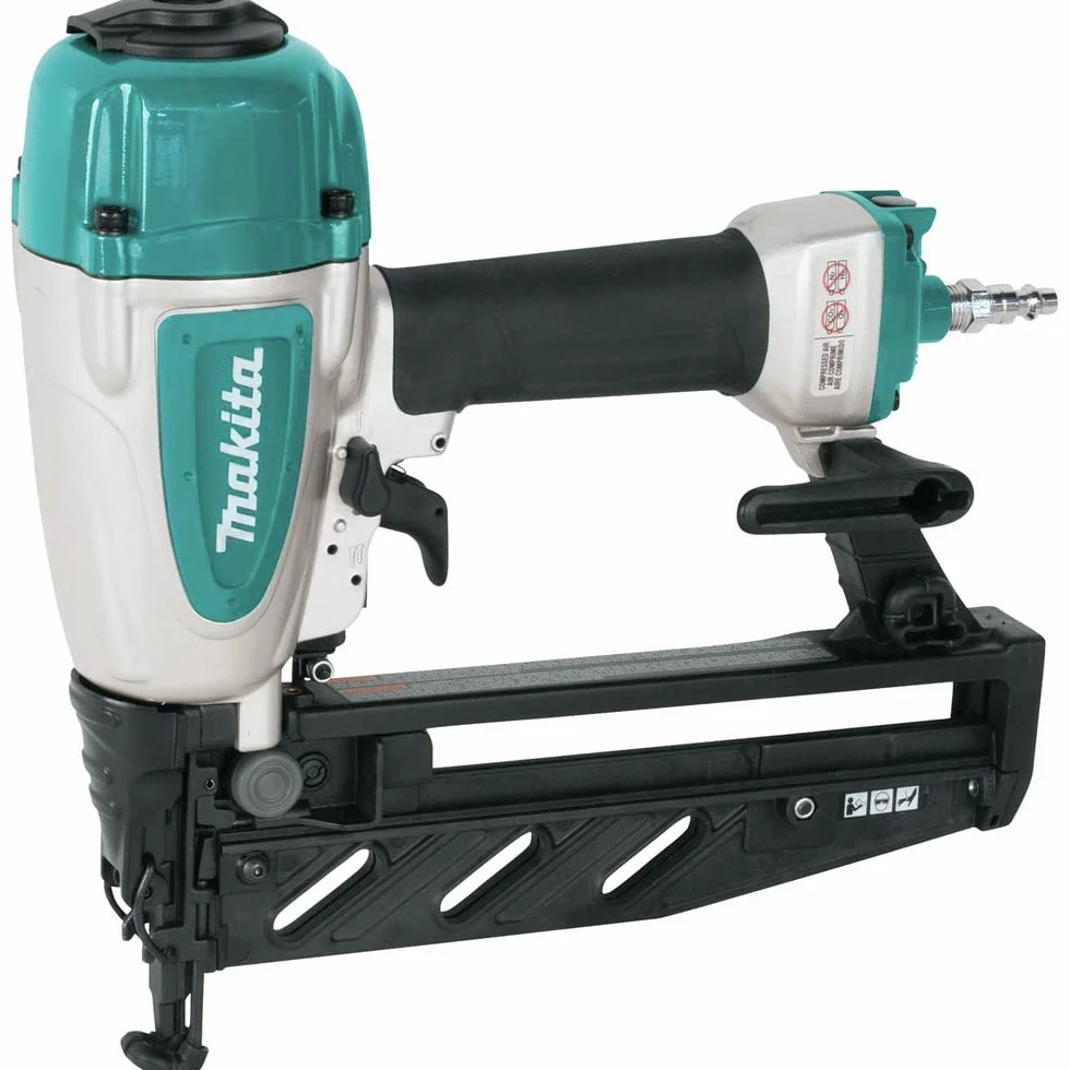 Makita AF601 Pneumatyczny Zszywacz Kół 25-64 mm-16Ga-8 Bar, Wielokolorowy